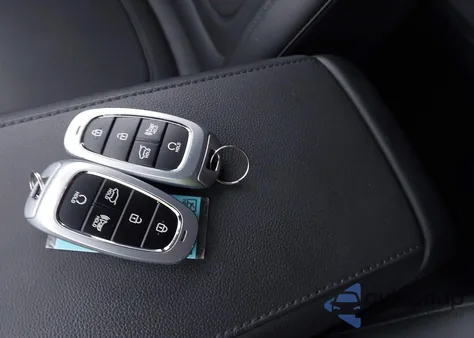 2024 Hyundai Tucson Hybrid Sel Convenience z USA, uszkodzony, nr VIN KM8JCCD10RU175544